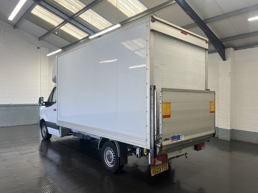 Mercedes-Benz Sprinter 2.0 315 Cdi Progressive Chassis Cab Man White #2