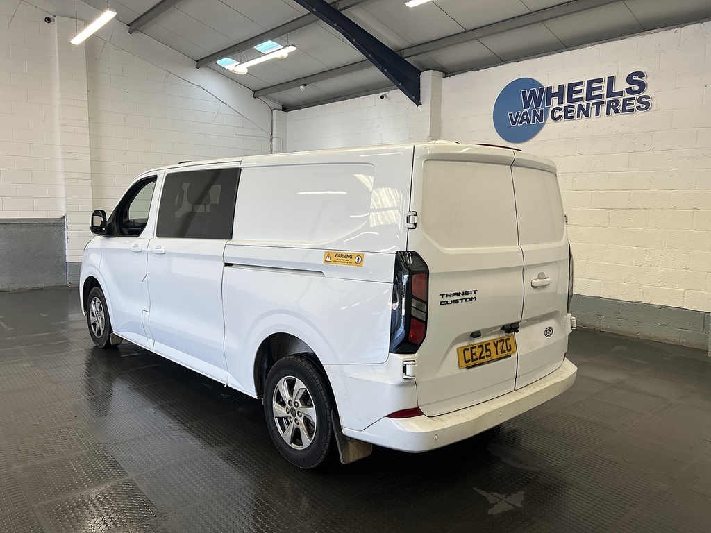 Ford Transit Custom 2.0 320 Ecoblue Limited Crew Van Double Cab Di CE25YZG White #2