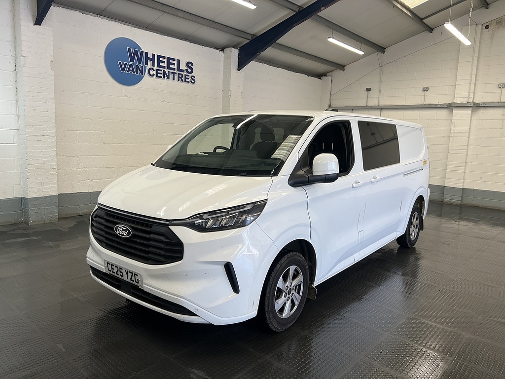 Ford Transit Custom 2.0 320 Ecoblue Limited Crew Van Double Cab Di CE25YZG White