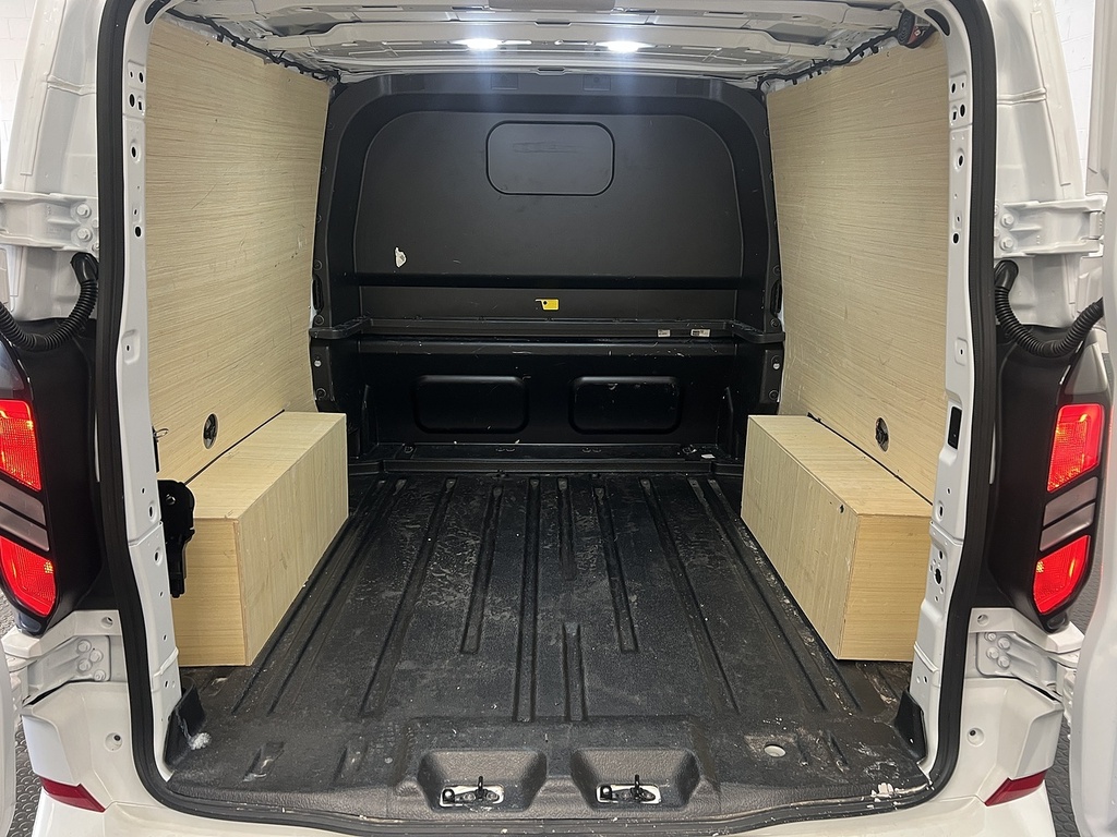 Ford Transit Custom 2.0 320 Ecoblue Limited Crew Van Double Cab Di White #5