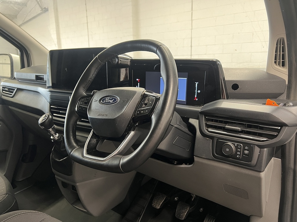 Ford Transit Custom 2.0 300 Ecoblue Limited Panel Van Manua LG74KXT White #6