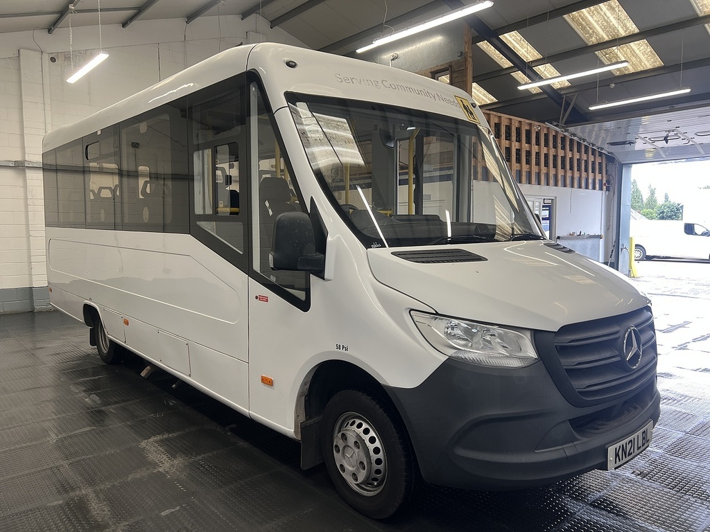 Mercedes-Benz Sprinter Treka 5T 16 Seat Wheelchair Bus White #2
