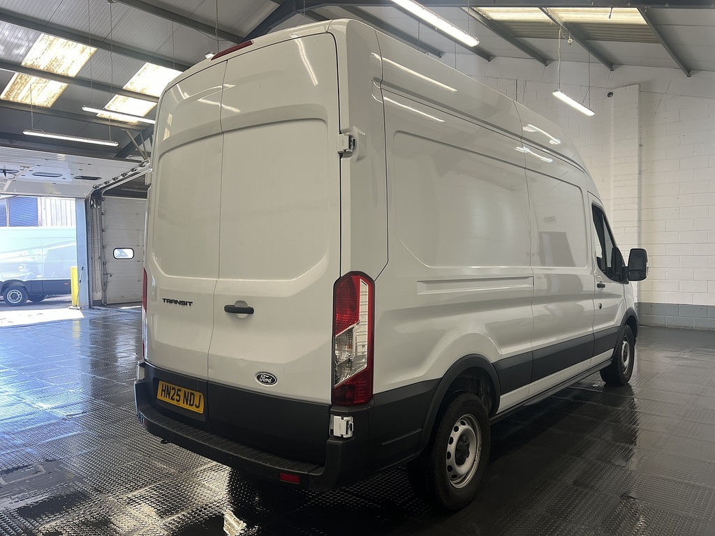 Ford Transit Custom 2.0 350 Ecoblue Leader Panel Van HN25NDJ White #3
