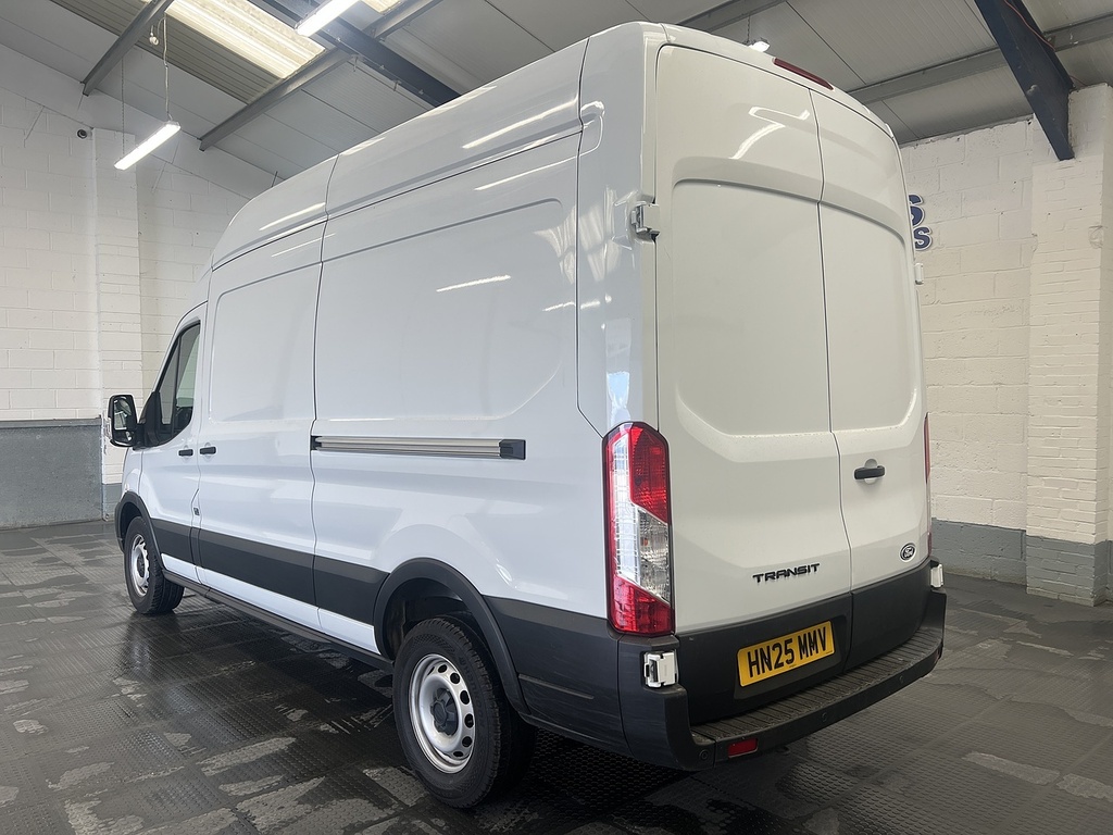 Ford Transit Custom 2.0 350 Ecoblue Leader Panel Van HN25MMV White #2