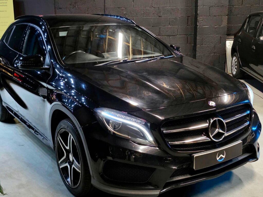 Mercedes-Benz GLA Class 2.1 Gla220 Cdi Amg Line 7G-dct 4Matic Euro 6 Ss Black #2
