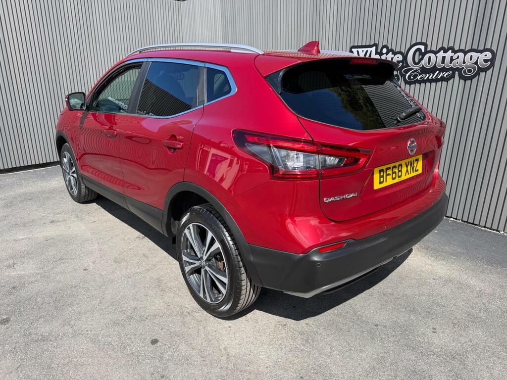 Nissan Qashqai 1.5 Dci N-connecta Euro 6 Ss Red #3