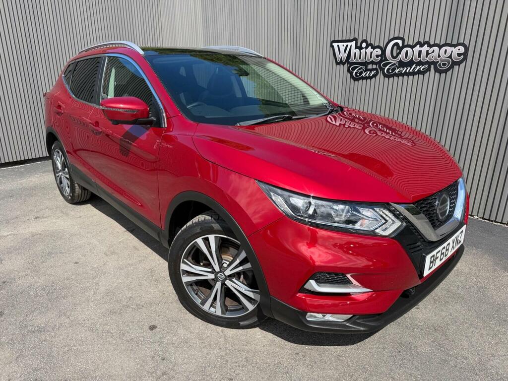 Nissan Qashqai 1.5 Dci N-connecta Euro 6 Ss Red