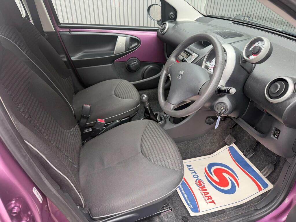 Peugeot 107 Hatchback 1.0 12V Allure 2014 Red #10