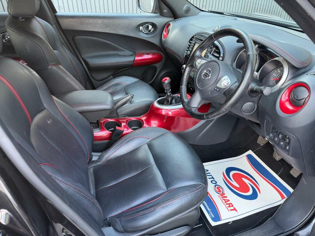 Nissan Juke Suv 1.2 Dig-t N-connecta Euro 6 Ss 201766 Black #9