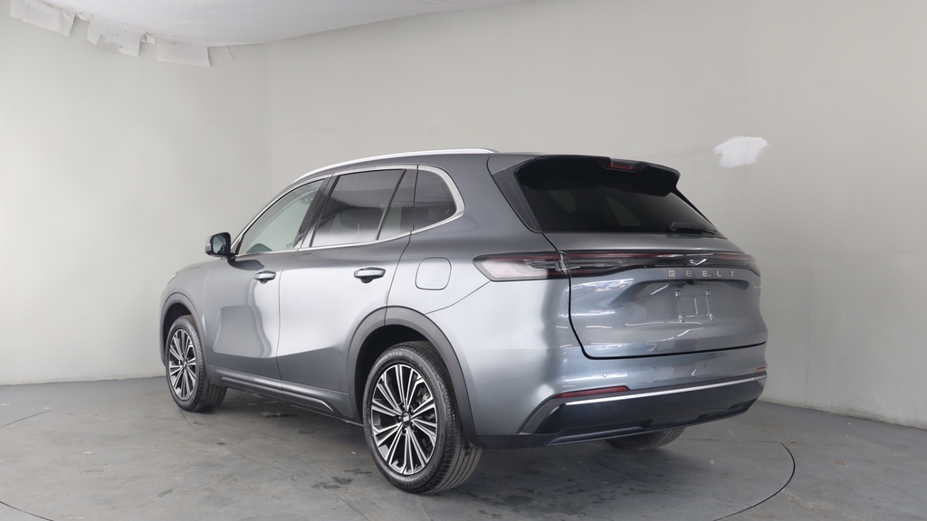 Geely Starray 1.5 Em-i Ultra Estate Grey #2
