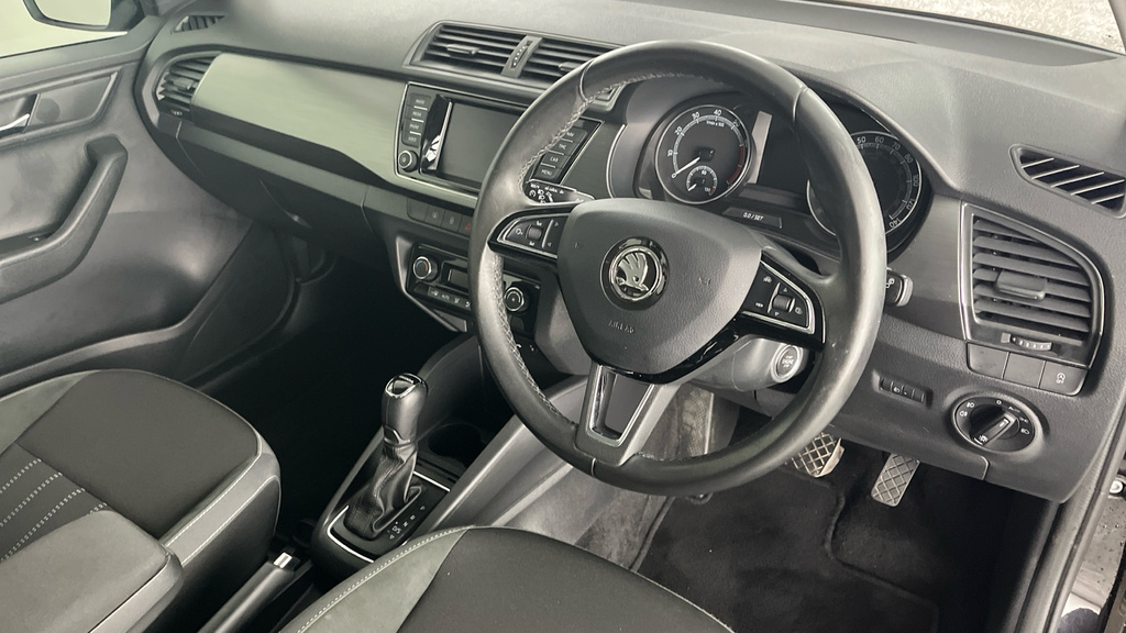 Skoda Fabia 1.0 Tsi Se L Hatchback Dsg Euro 6 Ss Black #6