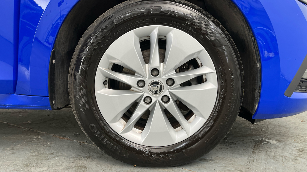 Skoda Octavia 1.5 Tsi Act Se Technology Estate Blue #5