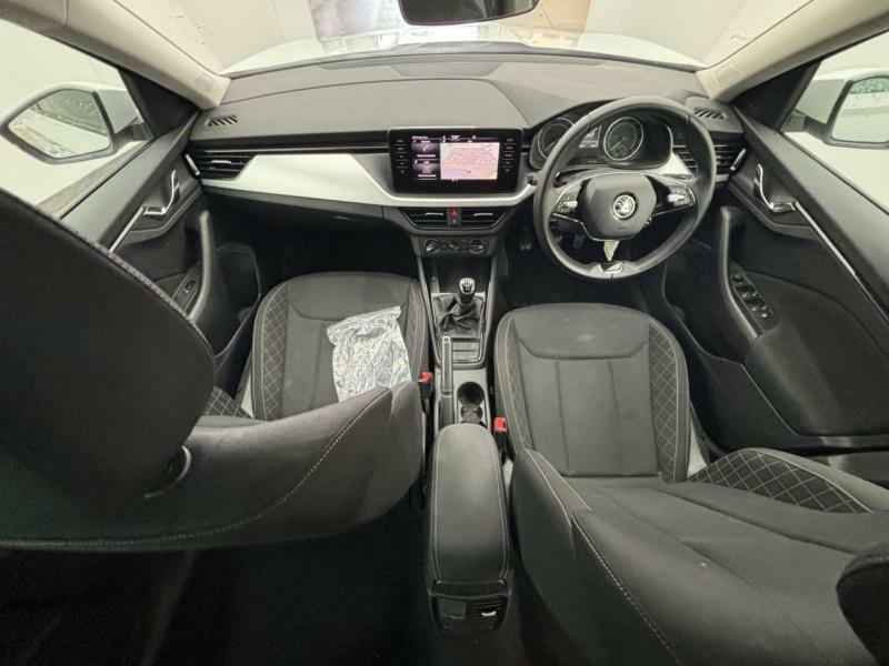 Skoda Kamiq 1.0 Tsi Se Drive Suv Euro 6 Ss White #4