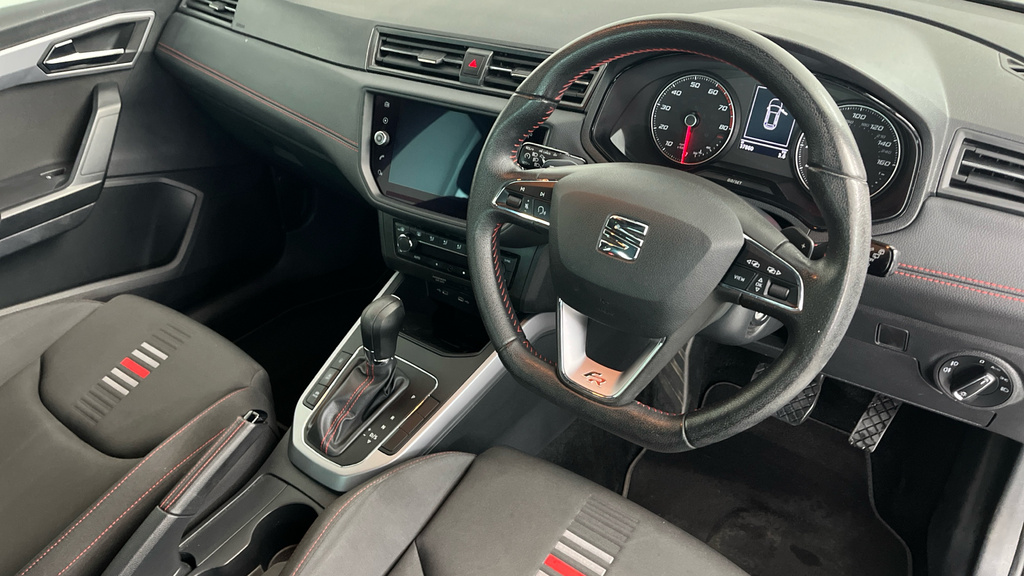 Seat Arona 1.5 Tsi Evo Fr Red Edition Suv Dsg Euro Black #6