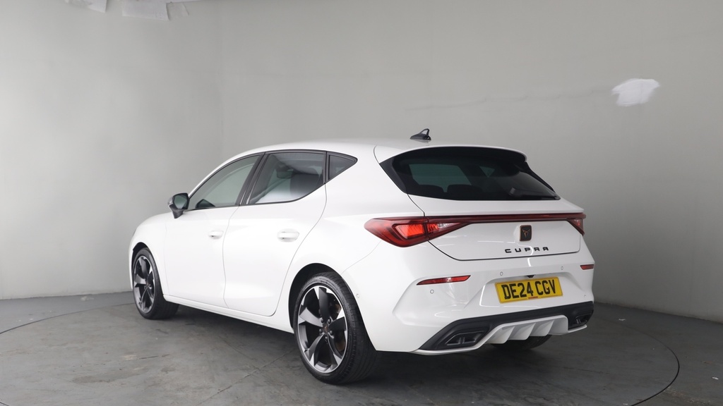Cupra Leon 1.5 Tsi V1 Hatchback Euro 6 Ss White #3