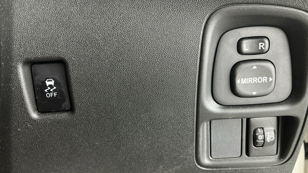 Toyota Aygo 1.0 Vvt-i X-play Grey #24