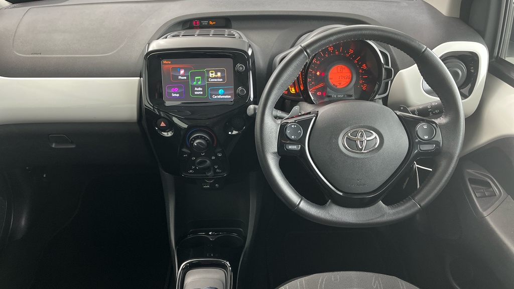Toyota Aygo 1.0 Vvt-i X-play Grey #15