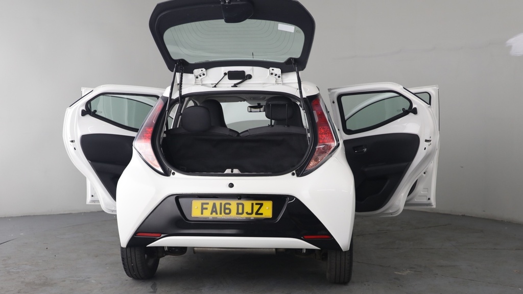 Toyota Aygo 1.0 Vvt-i X-play Grey #10