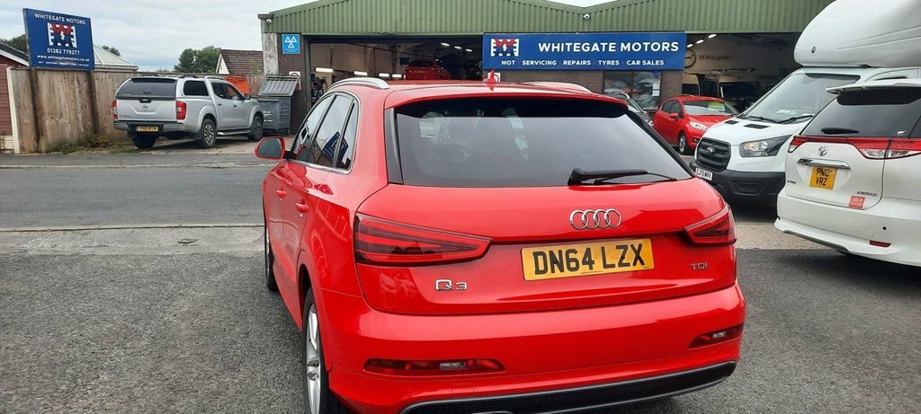 Audi Q3 2L S Line Red #3