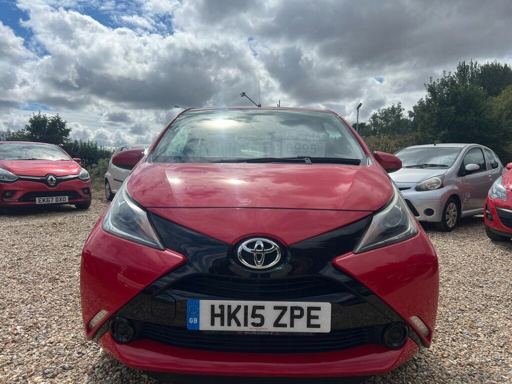 Toyota Aygo 1.0 Vvt-i X-play Red