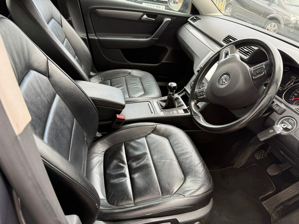 Volkswagen Passat 2.0 Tdi Bluemotion Tech Sport Estate Au Blue #11