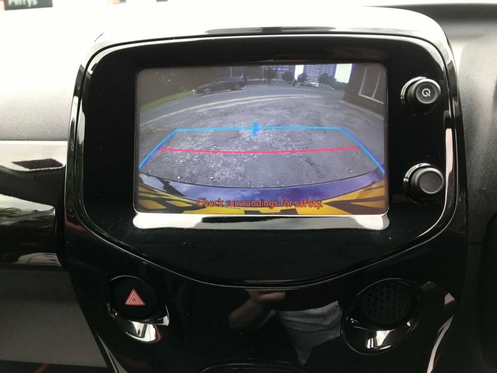 Toyota Aygo 1L X-cite 4 Red #2