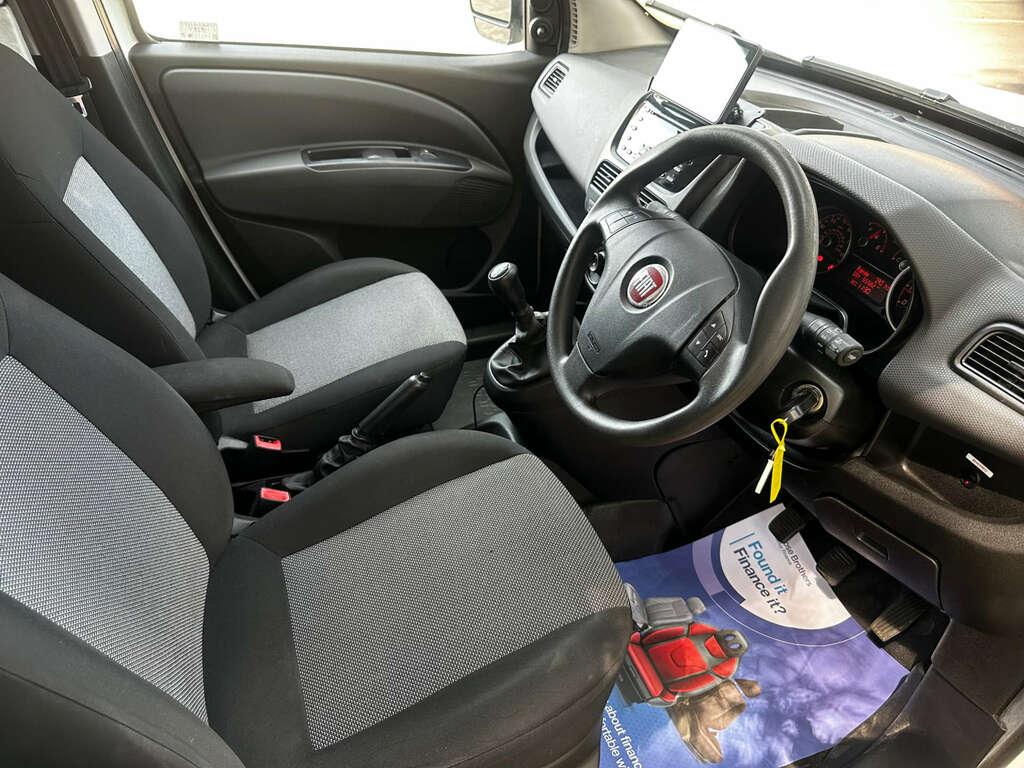 Fiat Doblo Panel Van 1.2 Doblo 16V Multijet II 2017 White #2