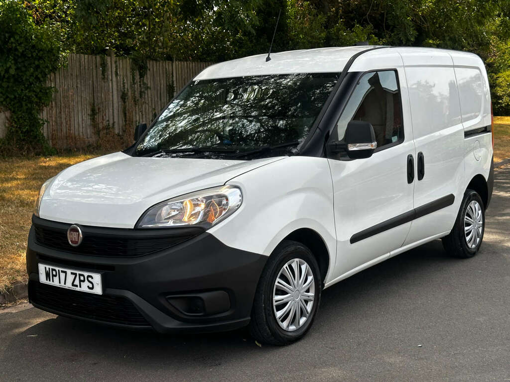 Fiat Doblo Panel Van 1.2 Doblo 16V Multijet II 2017 White #3