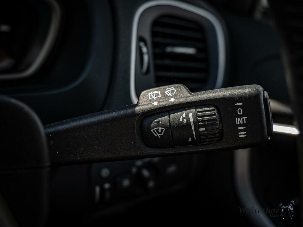 Volvo V40 T3 Momentum Heated Seats, Heated Windscre Grey #15