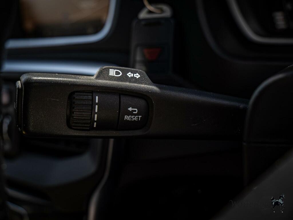 Volvo V40 T3 Momentum Heated Seats, Heated Windscre Grey #14