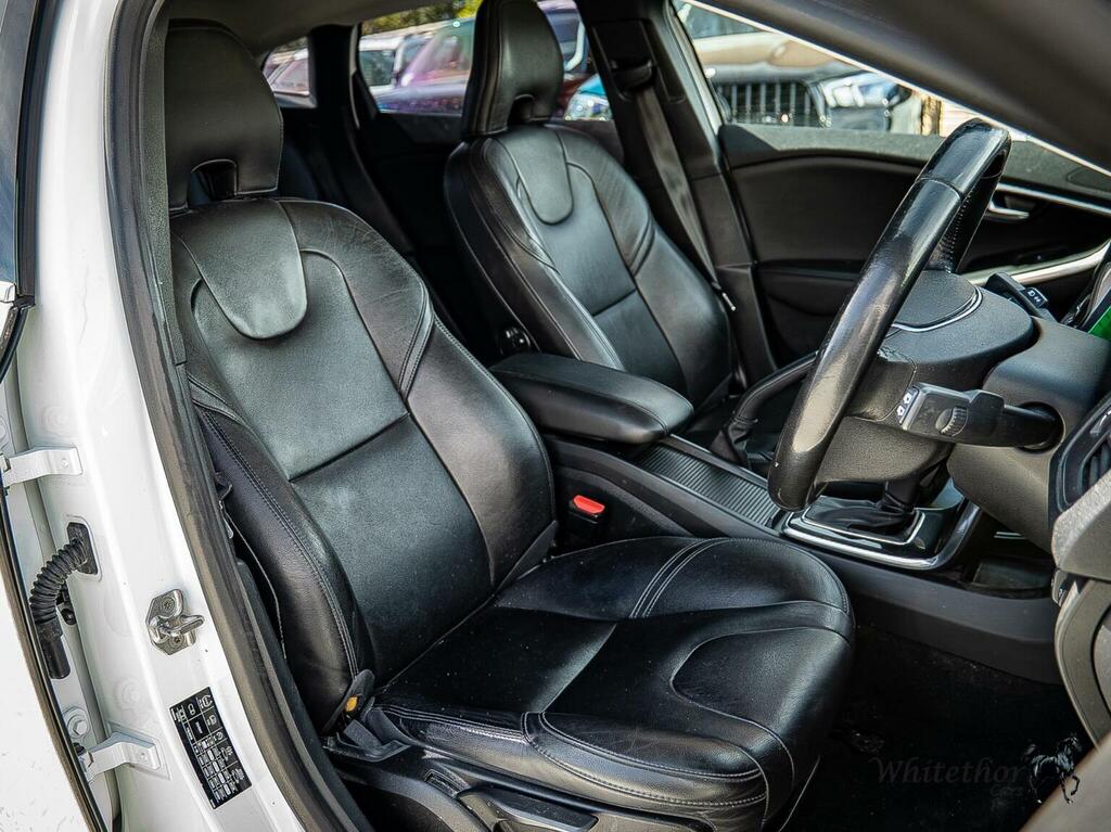 Volvo V40 T3 Momentum Heated Seats, Heated Windscre Grey #7