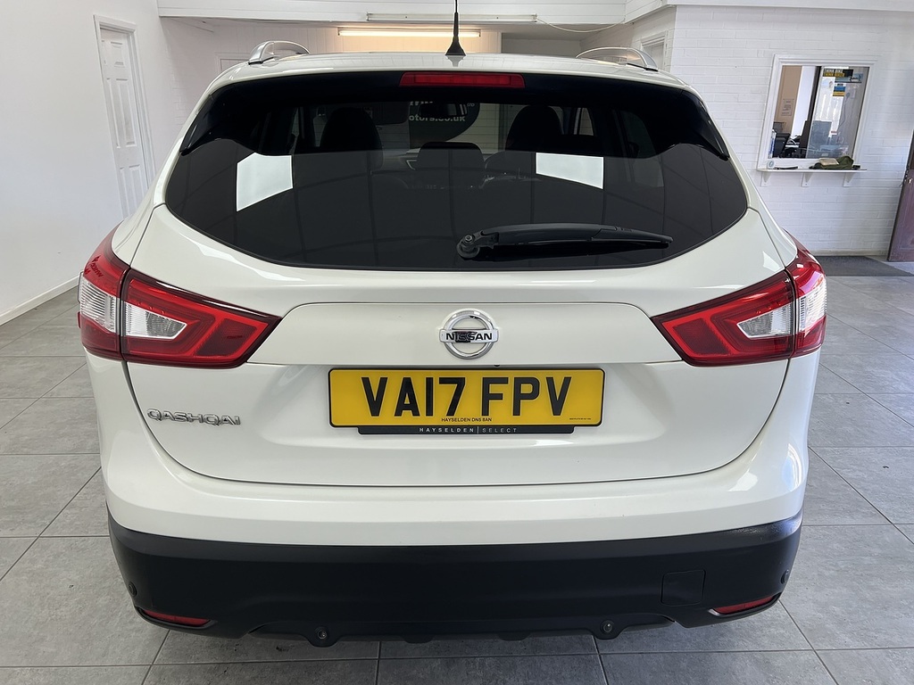 Nissan Qashqai Dci Tekna VA17FPV White #4