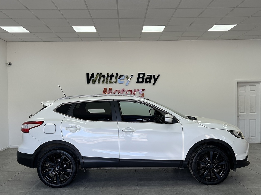 Nissan Qashqai Dci Tekna VA17FPV White #2