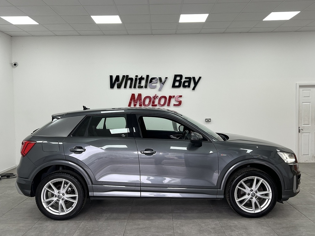 Audi Q2 Tfsi Cod S Line Grey #2