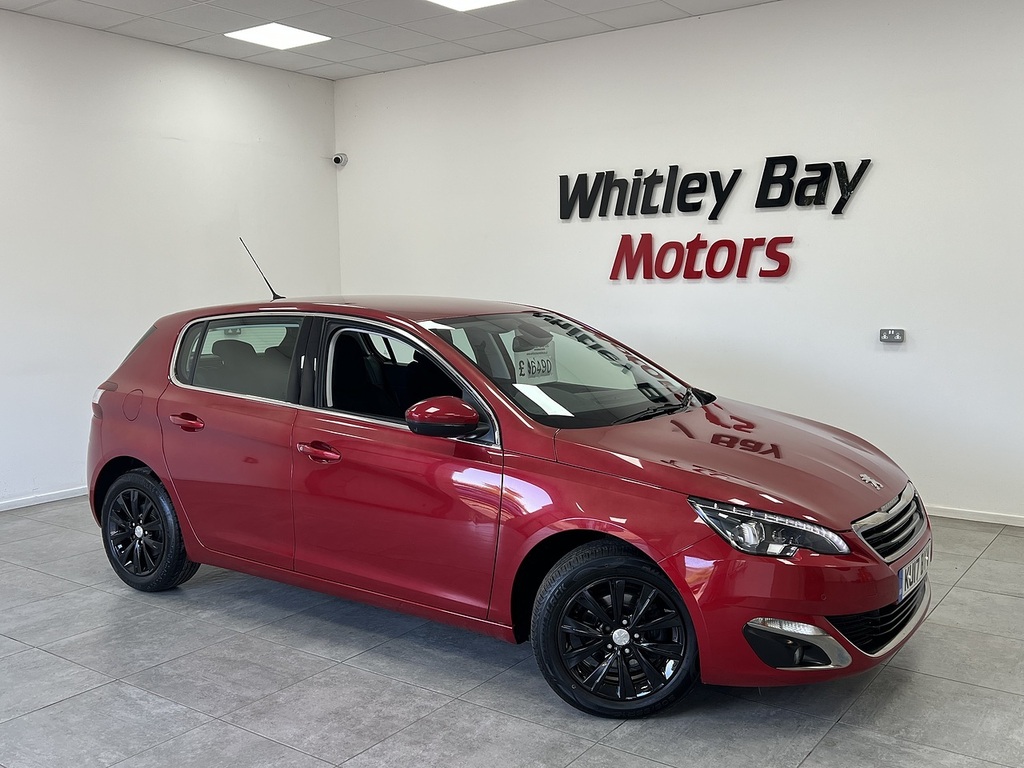 Peugeot 308 Bluehdi Allure Red