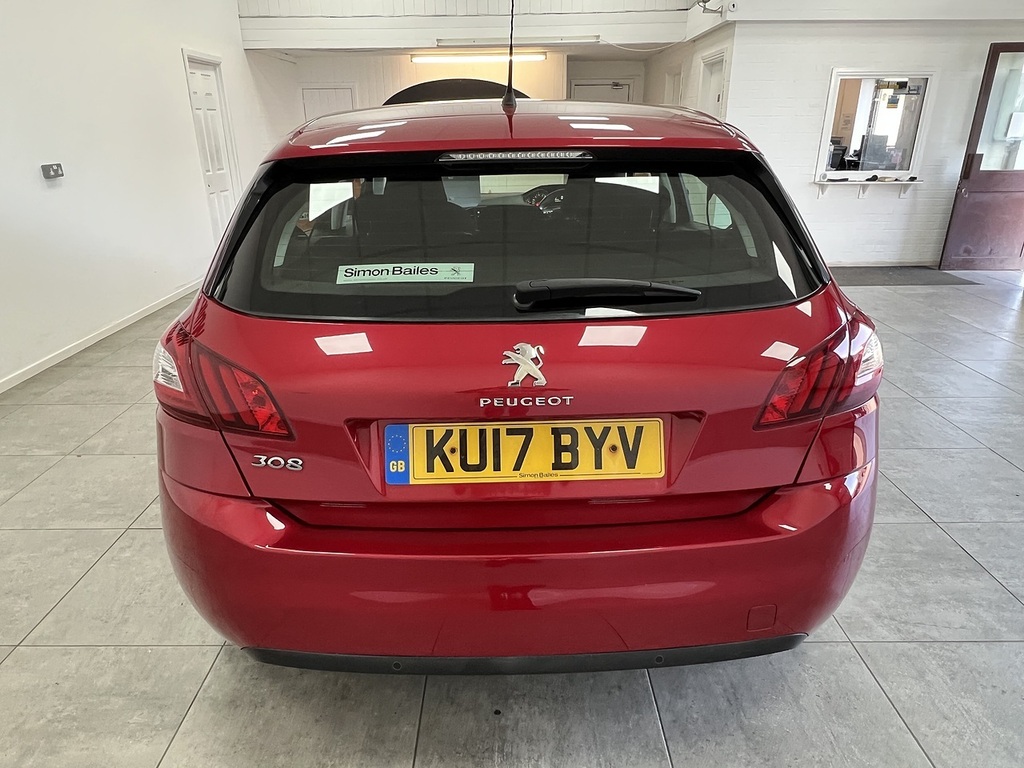 Peugeot 308 Bluehdi Allure Red #4