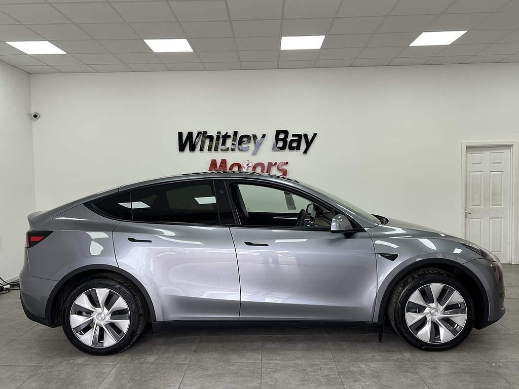 Tesla Model Y Suv NA24GCF Grey #2