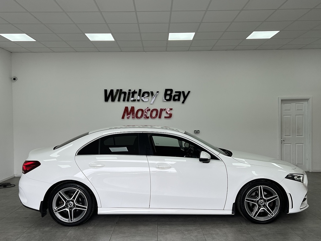 Mercedes-Benz A Class A180d Amg Line White #2