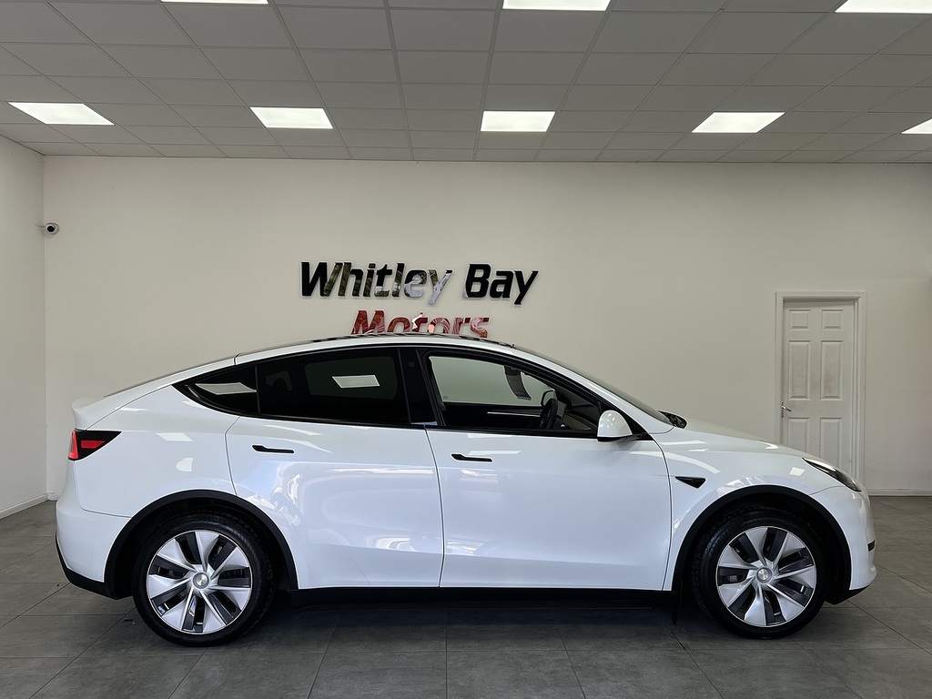 Tesla Model Y Suv AF73EHB White #2