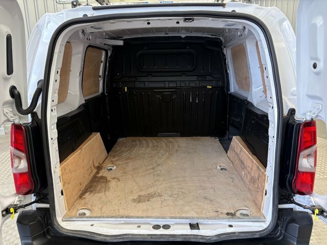 Peugeot Partner Partner Professional L1 Bhdi White #9