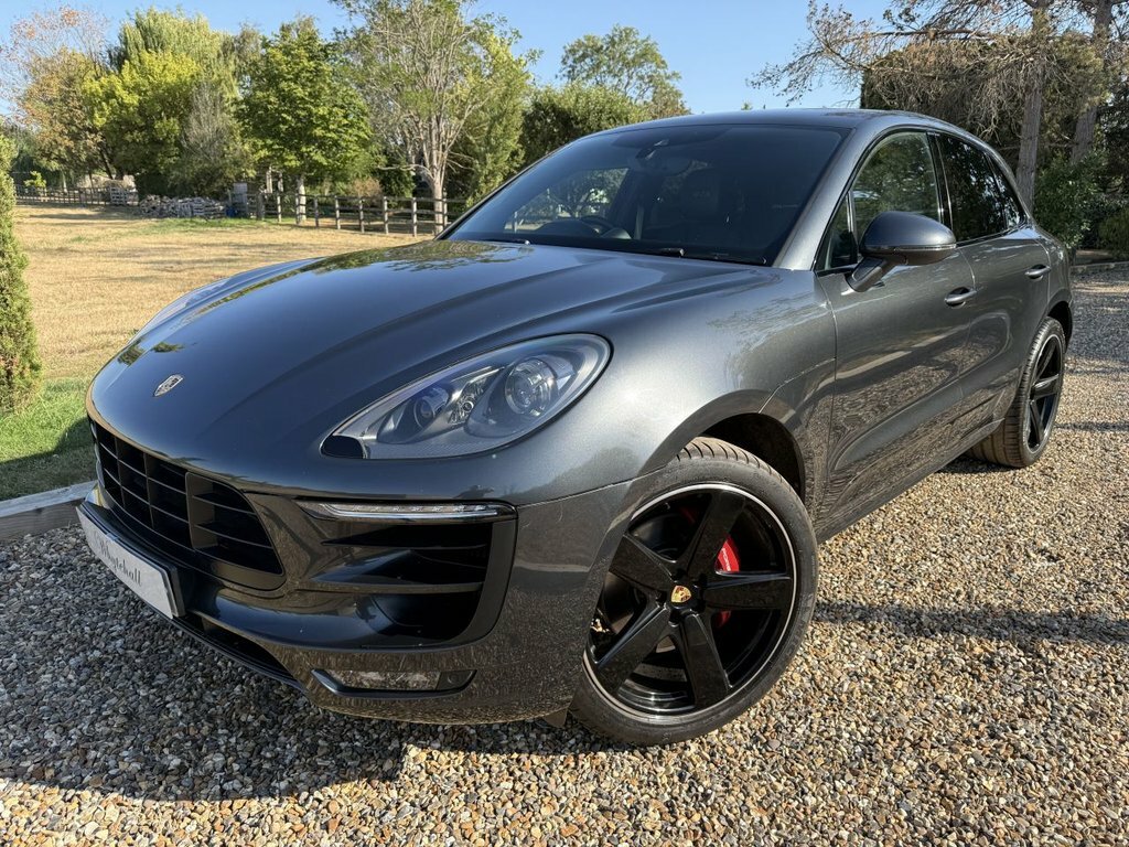 Porsche Macan 3L Gts Grey