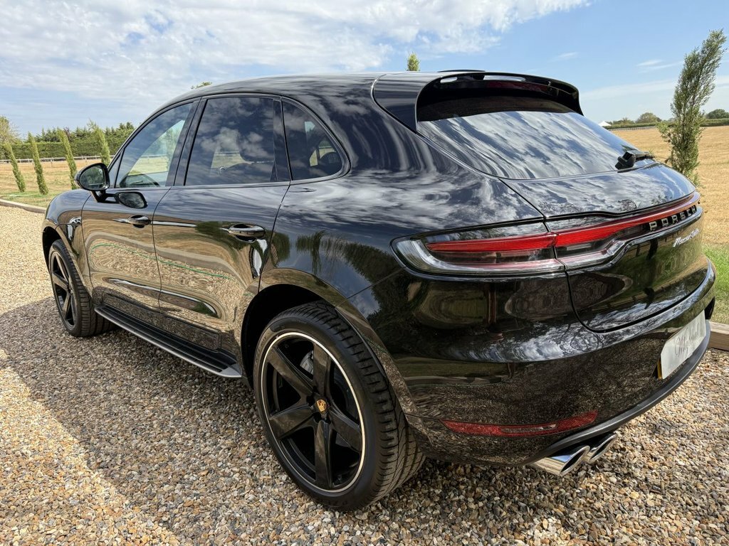 Porsche Macan 2.9L Turbo FG69ZCL Black #6