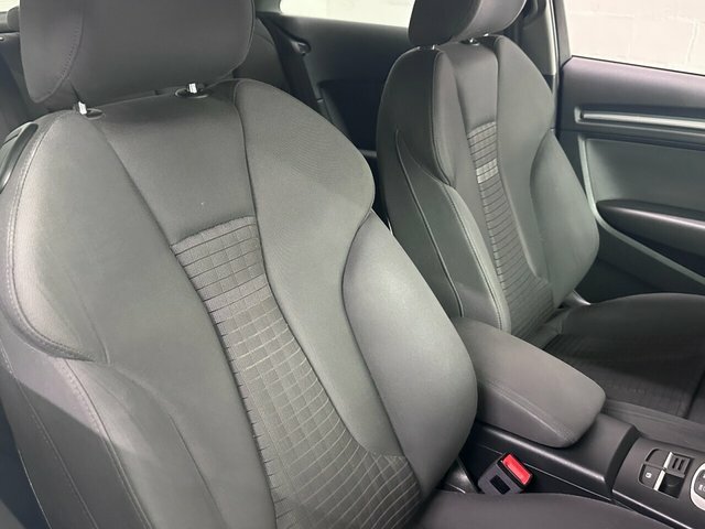 Audi A3 2017 1.5 Tfsi Cod Sport Hatchback Manua FV67CXT White #4