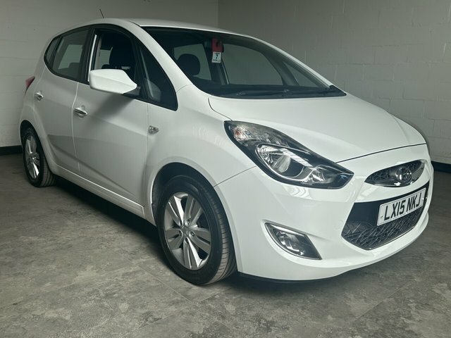 Hyundai Ix20 2015 1.6 Active Hatchback Euro 5 White #5