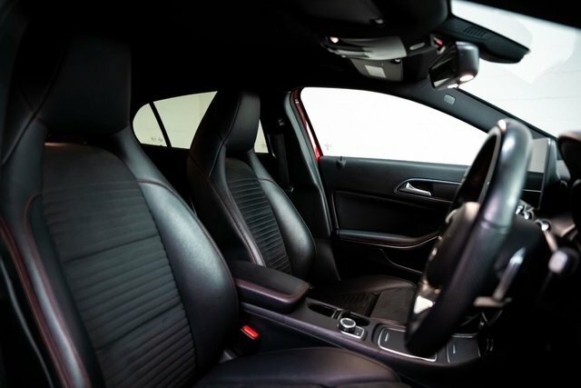 Mercedes-Benz GLA Class 2019 1.6 Gla200 Amg Line Edition Suv 7G VL19VLK Red #5
