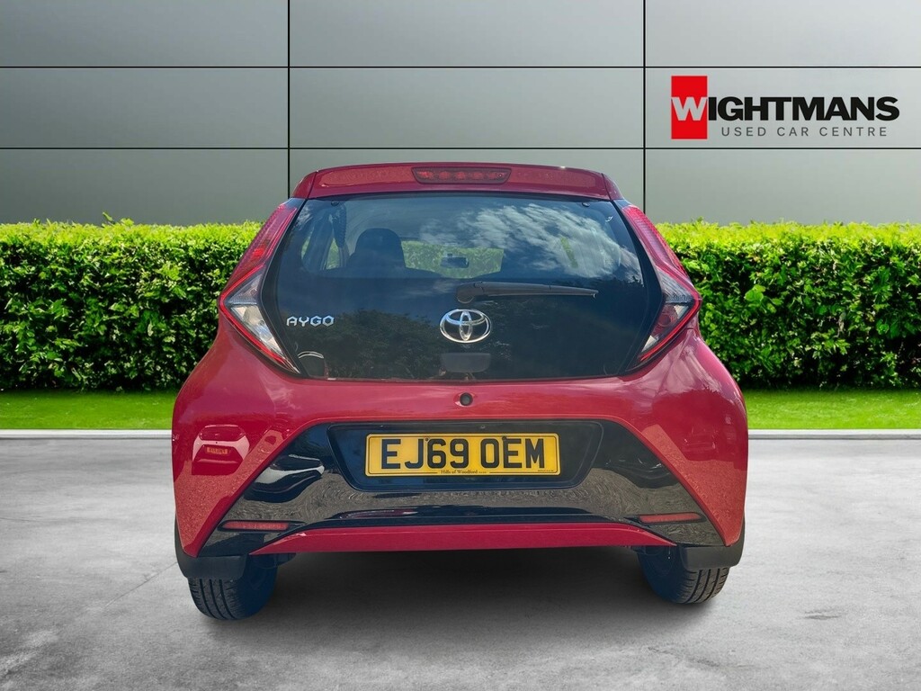Toyota Aygo Hatchback 1.0 Vvt-i X-play 2019 EJ69OEM Red #6