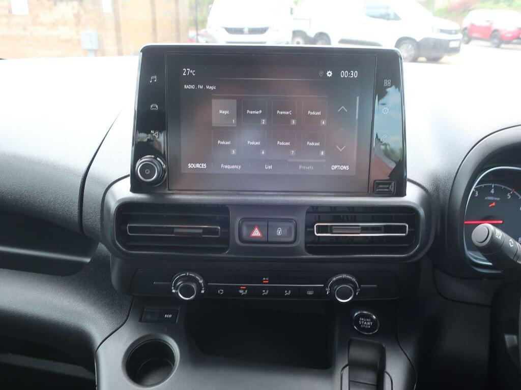Vauxhall Combo Life 1.5 Turbo D Elite XL Mpv Euro 6 S #23