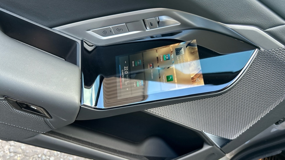 BMW i7 335Kw Edrive50 Excellence 105.7Kwh Blue #39