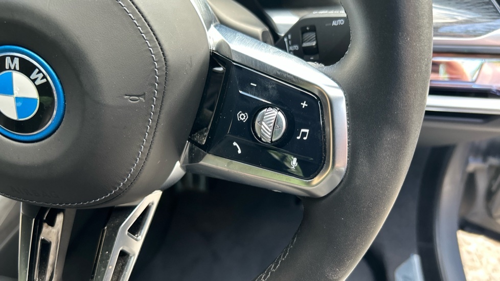 BMW i7 335Kw Edrive50 Excellence 105.7Kwh Blue #64