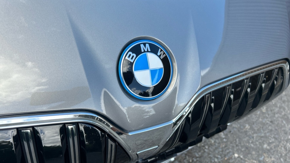 BMW i7 335Kw Edrive50 Excellence 105.7Kwh Blue #24